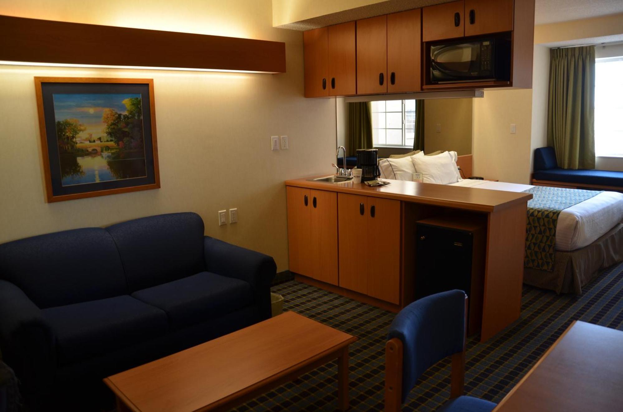 Microtel Inn & Suites By Wyndham צ'יוואווה חדר תמונה
